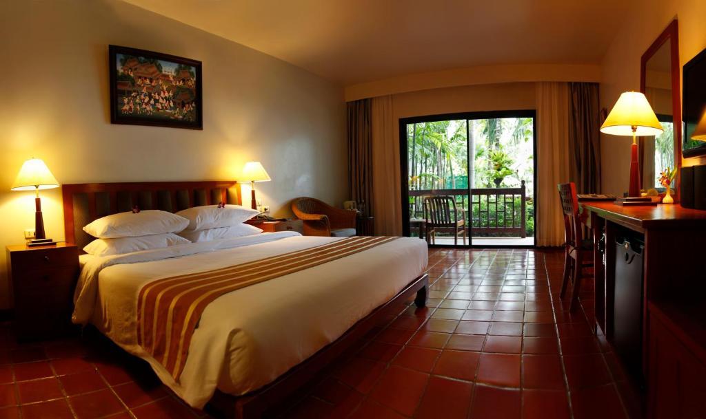 Salathai Resort Patong Bagian luar foto